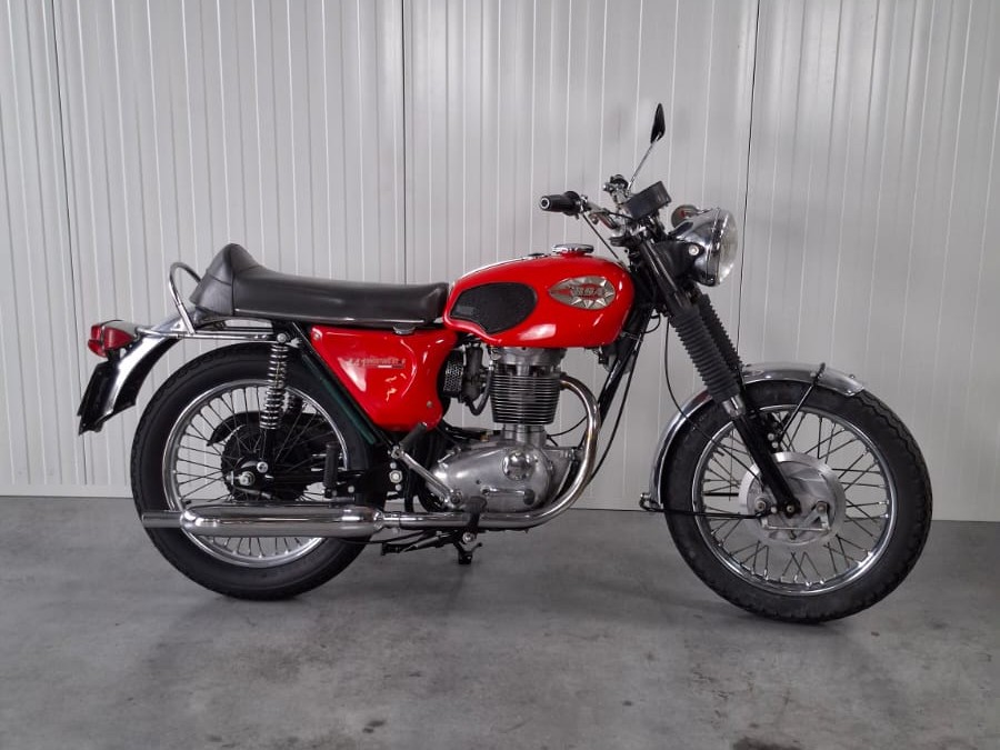BSA B44 SS